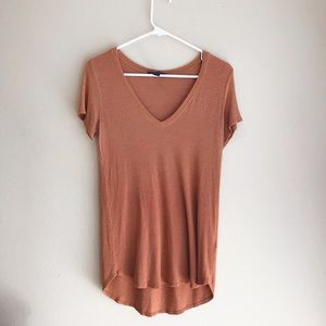 FOREVER 21 - Golden Yellow V Neck Tee Basic